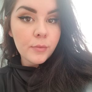 Meet your Posher, Ashlee